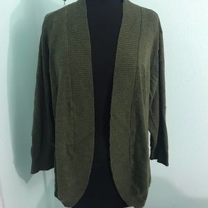 89th & Madison dark olive cardigan sweater